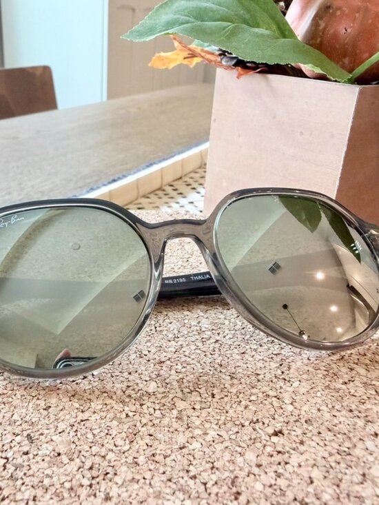 Ray-Ban Thalia Unisex Sunglasses - Picture 9 of 11